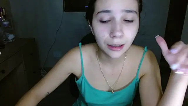 mia  lopez  online show from July 21, 4:24 am
