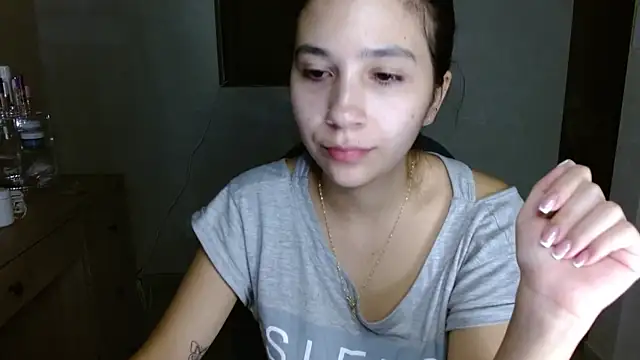 mia  lopez  online show from July 3, 4:51 am