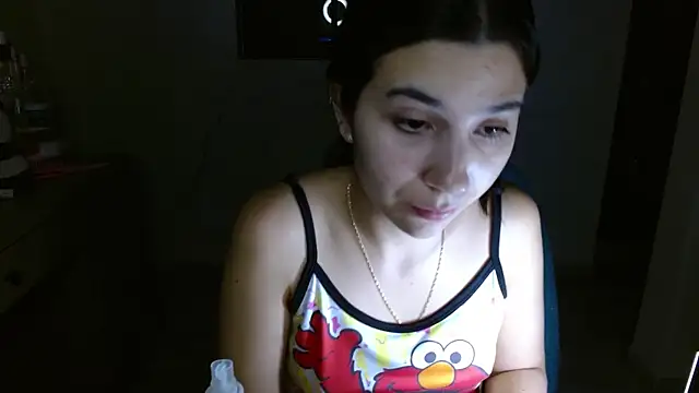 mia  lopez  online show from June 12, 4:31 am
