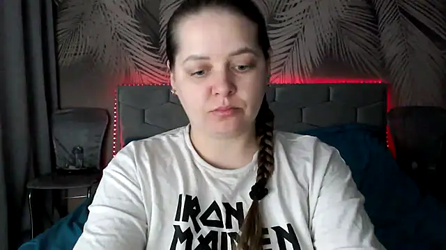 uliastar online show from March 12, 7:22 am