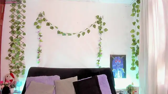 Snapshot of Cata_green chatting on September 16, 9:12 pm Cata green online show from September 16, 9:12 pm