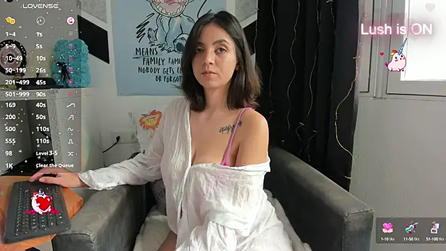 Snapshot of alexysgray chatting on September 26, 2:36 pm alexysgray online show from September 26, 2:36 pm