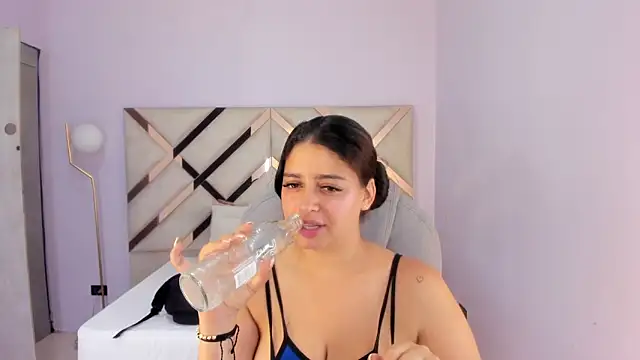 kylie reyes online show from June 13, 7:22 pm