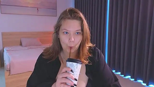 DjennaPalme online show from March 25, 12:05 am