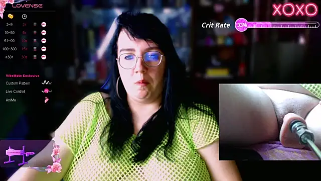 Snapshot of LeonaHarrison chatting on October 27, 10:37 pm LeonaHarrison online show from October 27, 10:37 pm