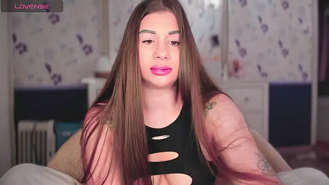 JuicyHelenX online show from October 3, 4:34 pm