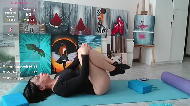 secret library online show from March 25, 12:30 pm