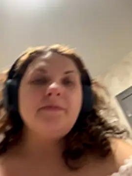 Taisia W online show from November 28, 7:39 pm