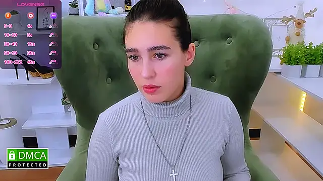  Eliizabeth  online show from October 5, 9:31 pm