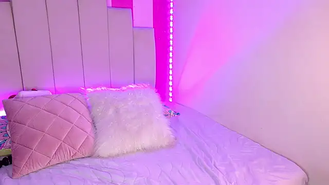 AliiceBrown  online show from February 27, 6:24 am