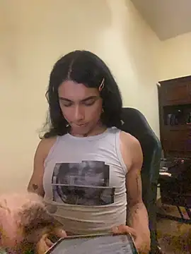 calliemaggotbone online show from June 23, 11:36 pm