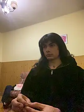 calliemaggotbone online show from March 29, 4:11 am