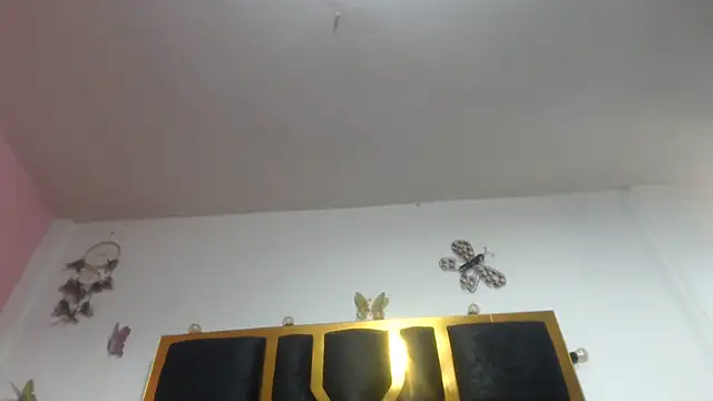 Helennahot online show from March 25, 6:55 pm