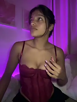 AgathaGeorgiou online show from March 29, 12:20 am