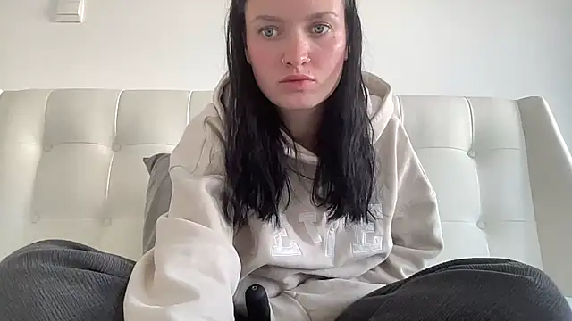 mariemelissah online show from December 14, 8:31 am