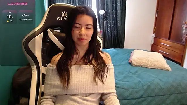 alice middlee online show from July 28, 7:39 pm