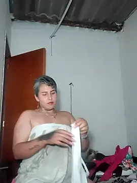 Yessi rousse online show from June 13, 1:36 am
