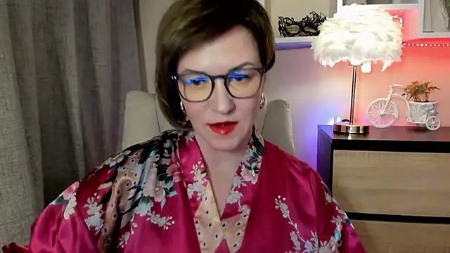 feliziaDesire online show from November 14, 1:00 pm