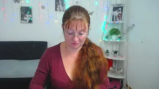 VanessaHotts online show from September 27, 5:25 am