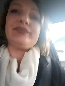 marilynecoquine online show from January 18, 2:02 pm