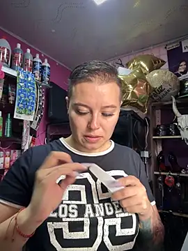 Snapshot of TamySweetness chatting on September 19, 4:39 pm TamySweetness online show from September 19, 4:39 pm