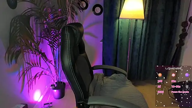 ZenaPallmer online show from October 2, 7:41 pm