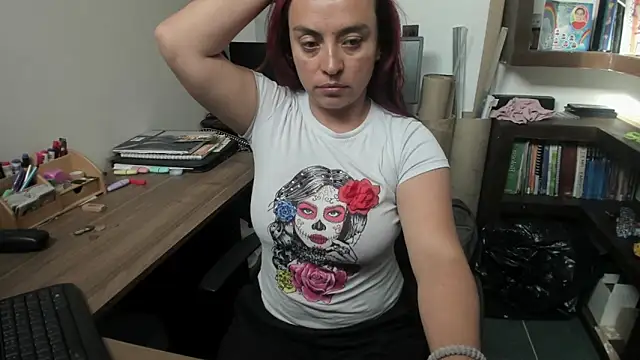 Redwidow   online show from May 2, 9:40 pm