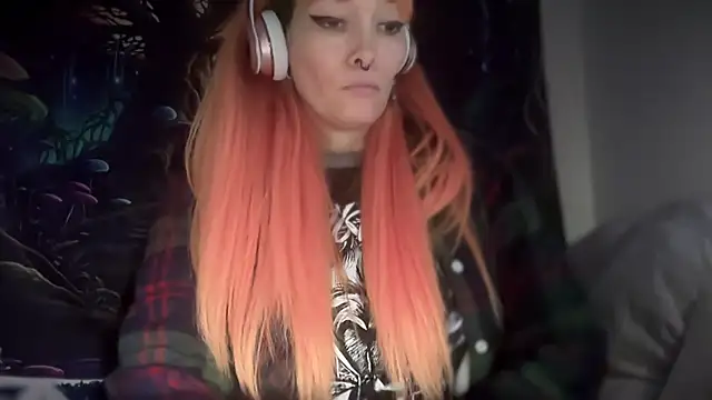 FRRANNKIE online show from December 17, 2:21 pm