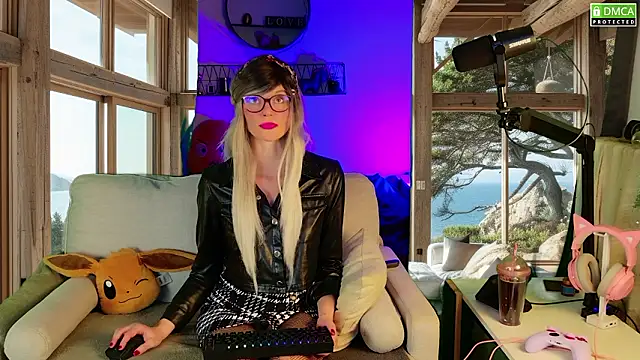 Kittychatte online show from March 11, 1:25 pm