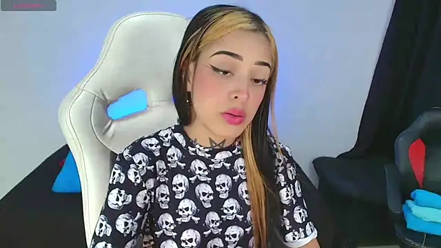 farichell online show from March 28, 10:08 pm