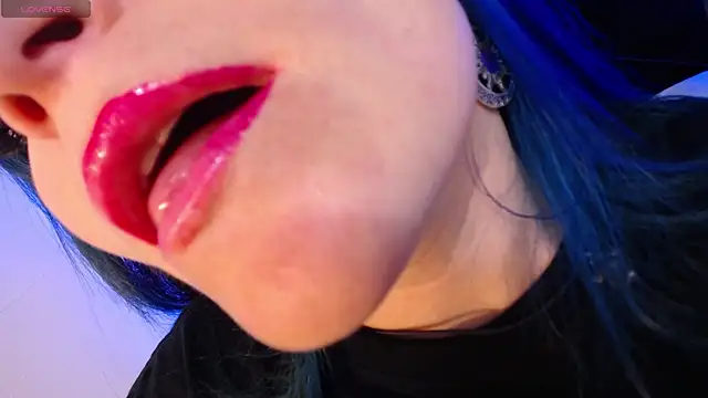 alicia moom online show from October 16, 7:49 pm