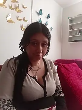 Giuliana90 online show from May 28, 6:39 pm