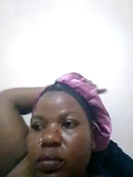 pretty-donna online show from October 30, 2:07 pm