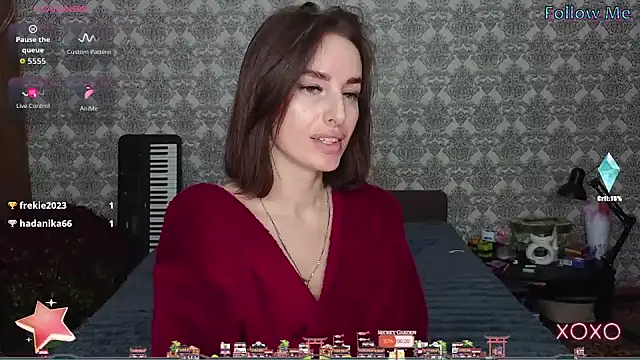 xx adrihanna xx online show from November 13, 3:44 pm