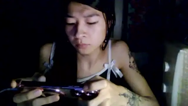 CarlyJoy online show from April 5, 2:27 pm