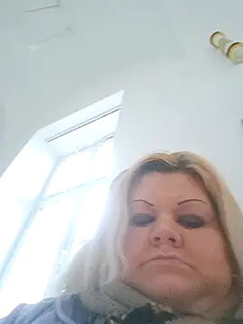 ducicsajsziii online show from December 1, 2:31 pm