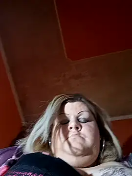 ducicsajsziii online show from March 8, 11:25 am