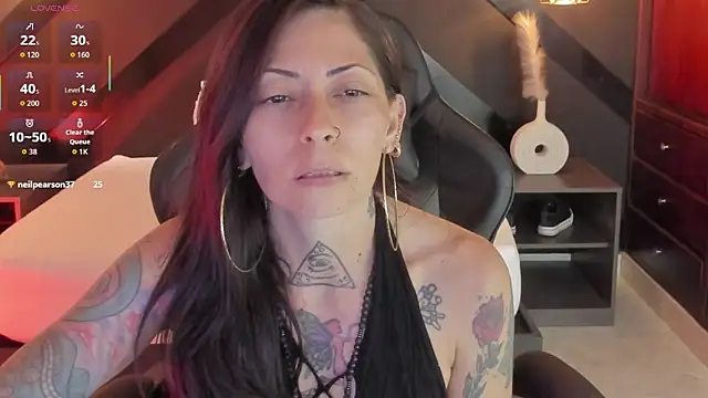 dark gotica online show from March 3, 7:20 pm