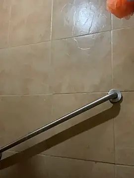 xocrybaby online show from December 21, 5:33 am