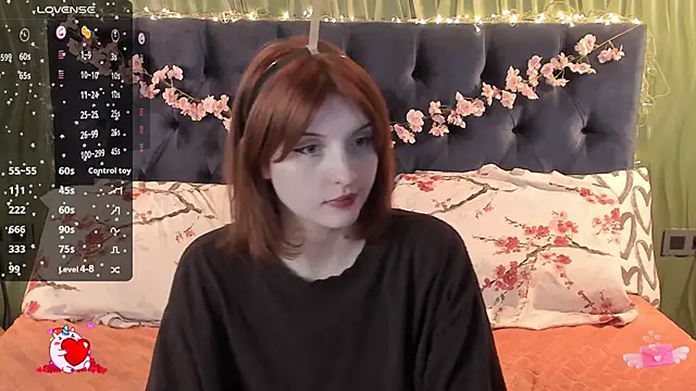 AliceLanley online show from October 3, 11:15 am