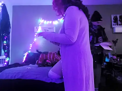 DopeDaddyAndLilBaddie online show from December 15, 9:47 am