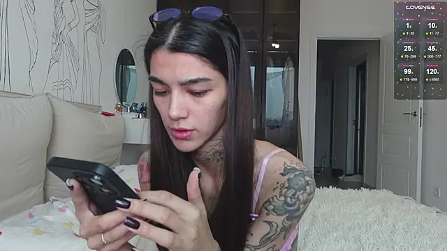 vinkitinkii online show from November 11, 7:38 am