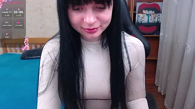 JuicyJess online show from April 2, 7:44 pm