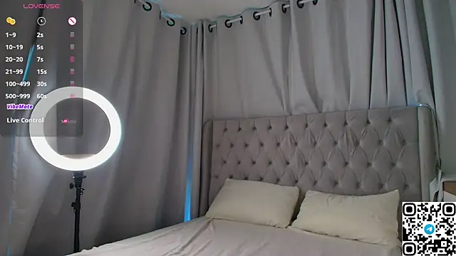 Skinny Alice online show from April 5, 11:20 am