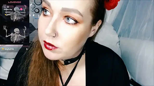 tia meow online show from October 30, 11:06 pm