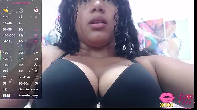 alegriamartinez online show from November 5, 7:30 pm