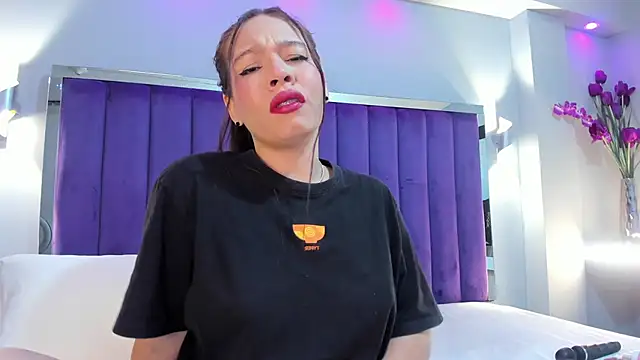 SaraRiley online show from October 27, 10:59 pm