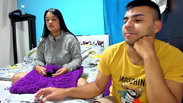 2ScarletandRyan8 online show from June 11, 9:06 am