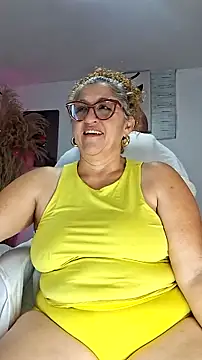 evelin hott online show from December 4, 3:42 am