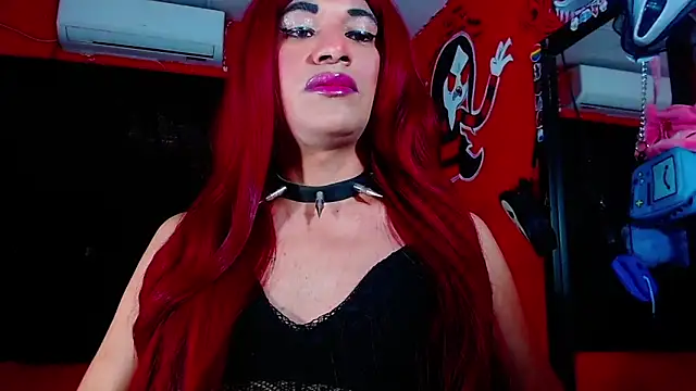 HugeDanex online show from April 3, 9:35 pm